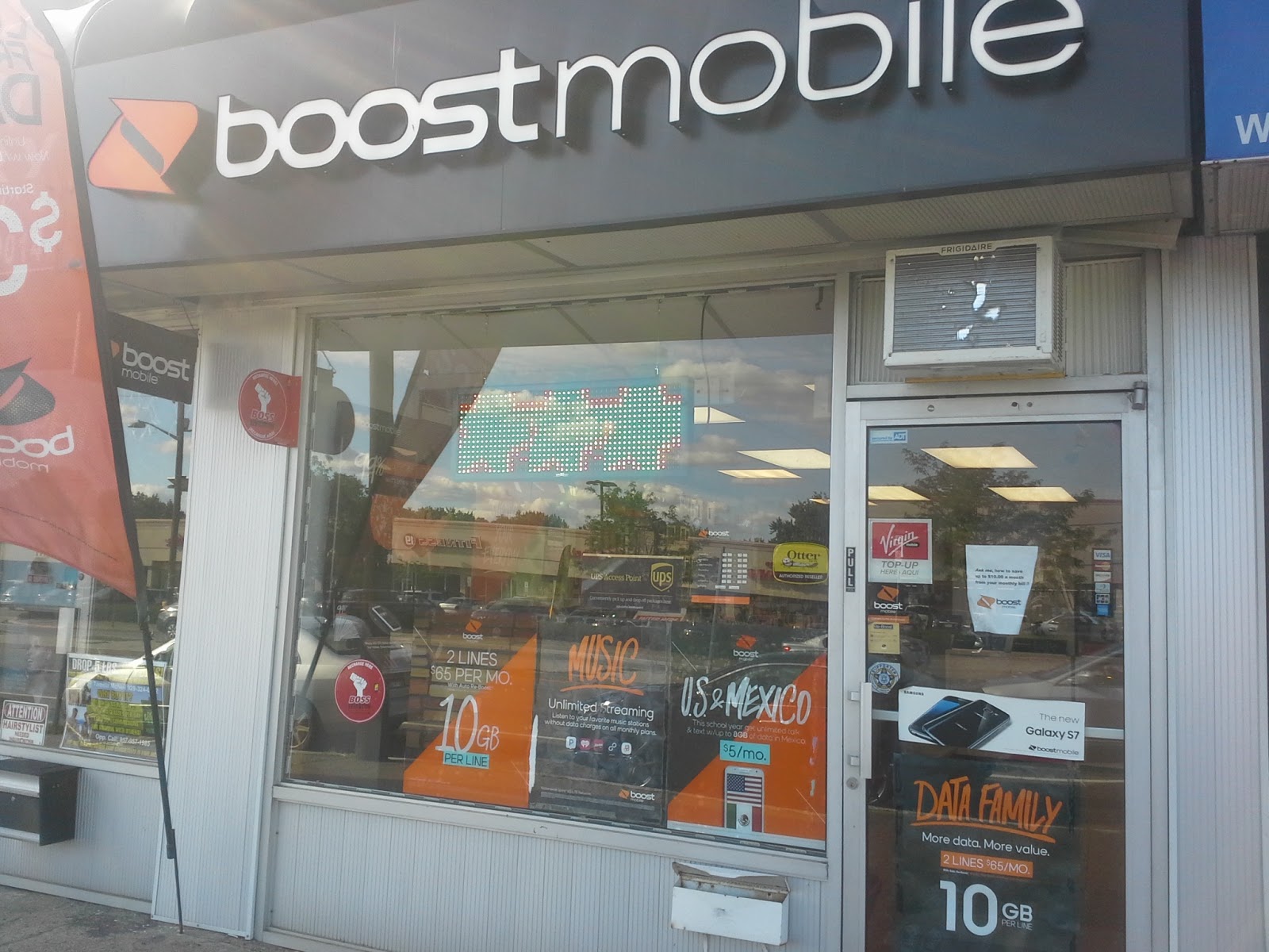 Photo of Boost Mobile Store by Fifth Ave 2 in Elmwood Park City, New Jersey, United States - 1 Picture of Point of interest, Establishment