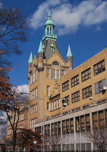 Photo of Newtown High School in Queens City, New York, United States - 2 Picture of Point of interest, Establishment, School