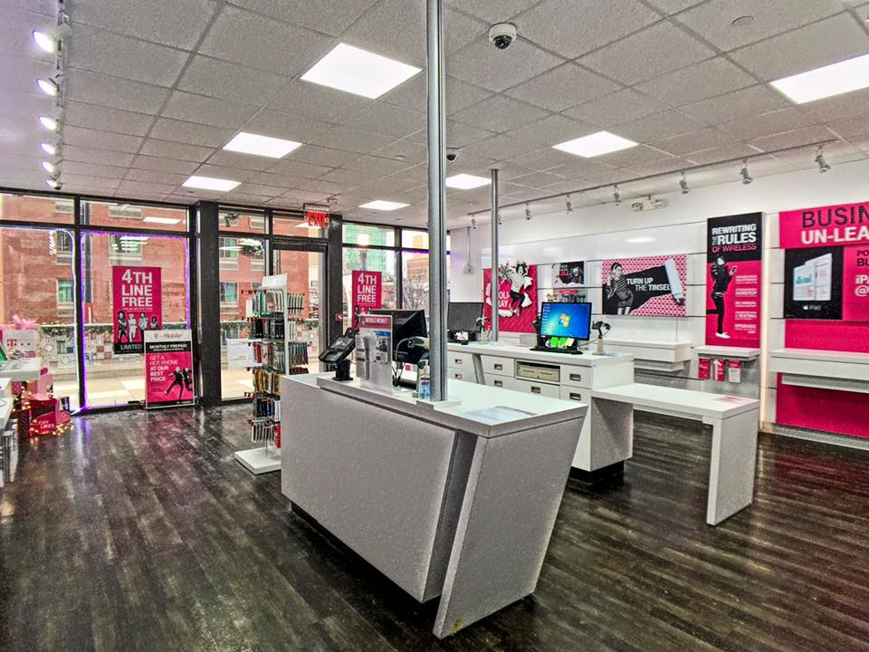 Photo of T-Mobile Flushing in Queens City, New York, United States - 2 Picture of Point of interest, Establishment, Store