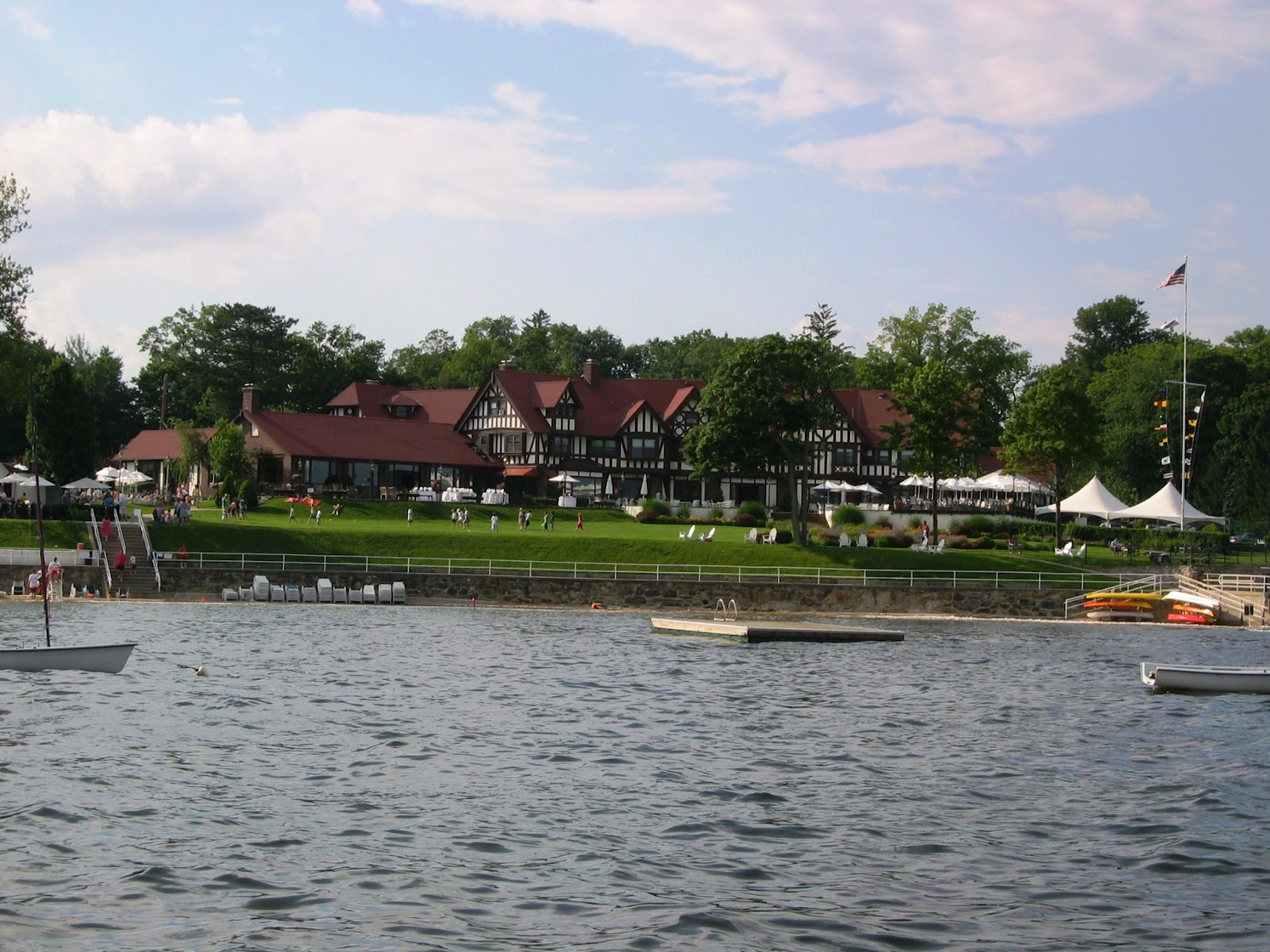 Photo of Larchmont Shore Club in Larchmont City, New York, United States - 1 Picture of Point of interest, Establishment