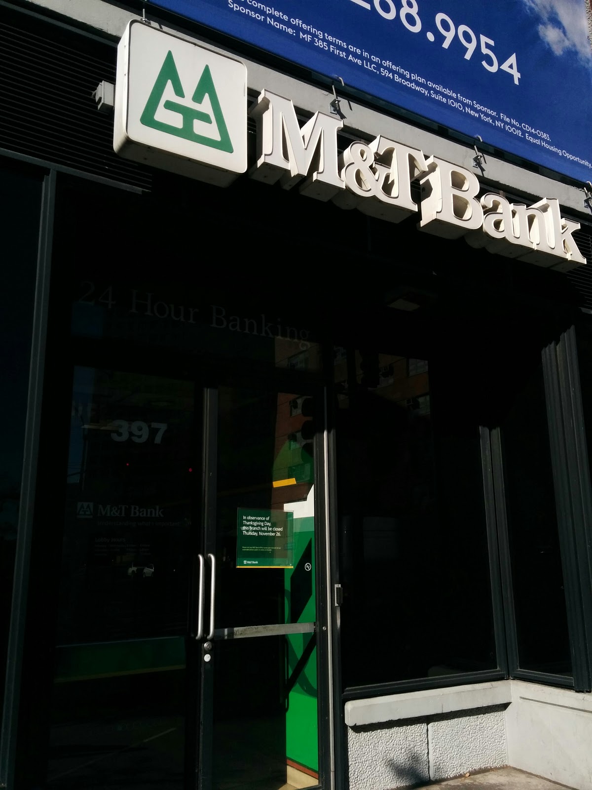 Photo of M&T Bank in New York City, New York, United States - 1 Picture of Point of interest, Establishment, Finance, Atm, Bank