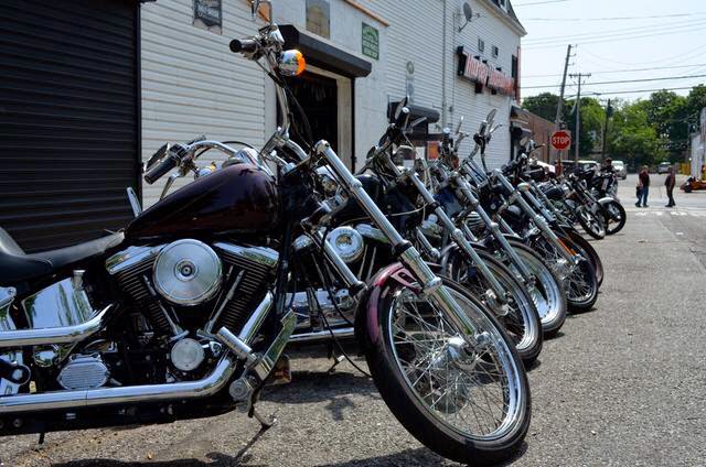 Photo of Frank Lombardi & Sons, Inc. - Staten Island Harley-Davidson in Staten Island City, New York, United States - 4 Picture of Point of interest, Establishment, Store, Car repair, Clothing store