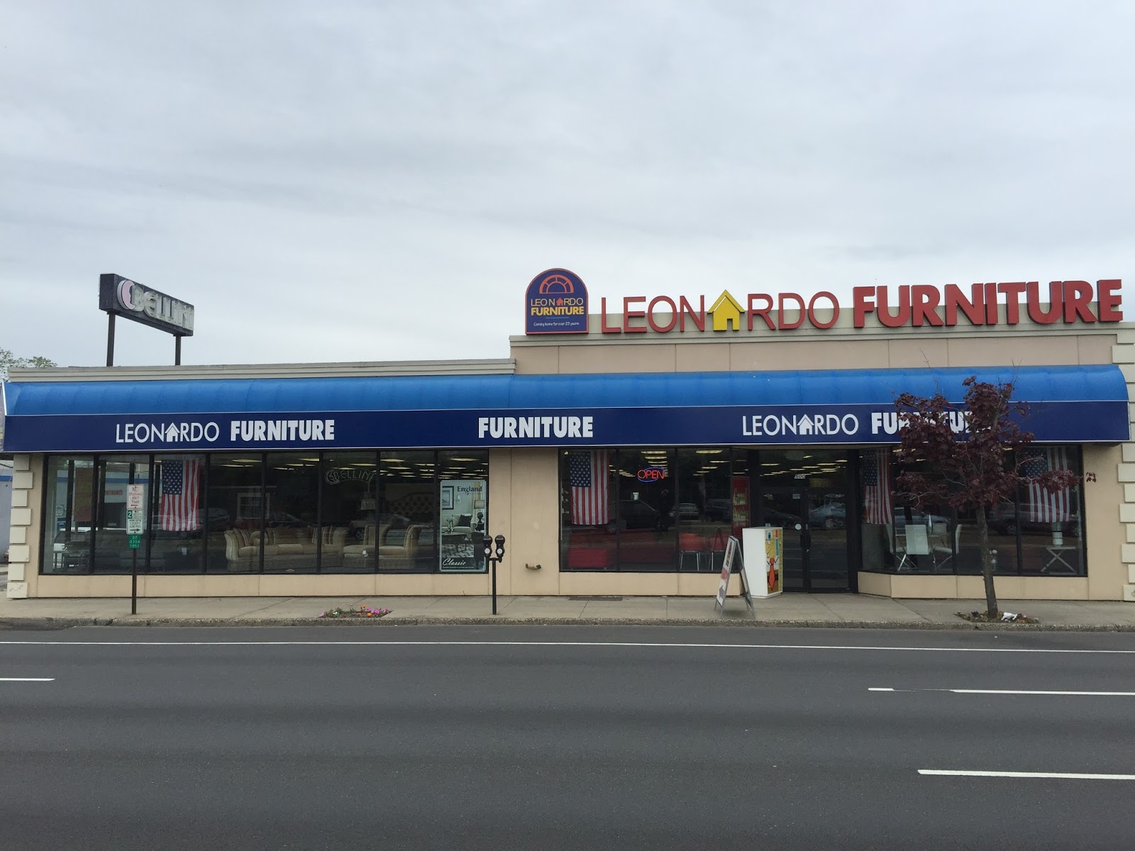 Photo of Leonardo Furniture Inc in Rockville Centre City, New York, United States - 4 Picture of Point of interest, Establishment, Store, Home goods store, Furniture store