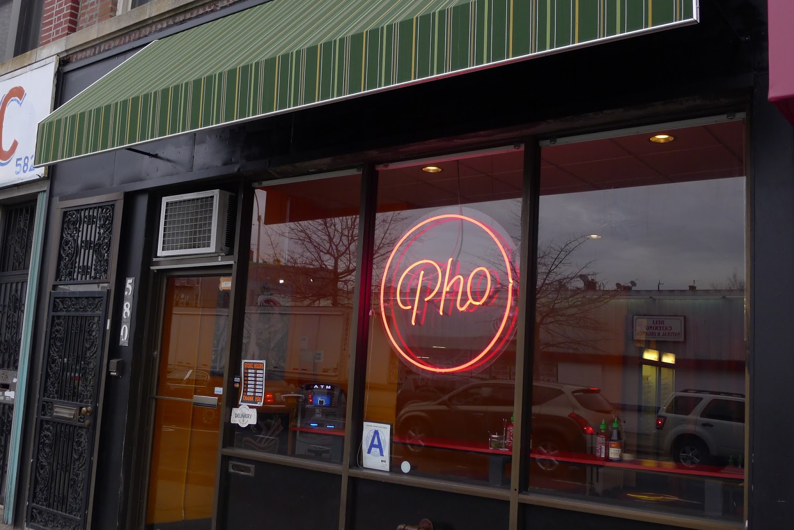 Photo of Mama Pho in Kings County City, New York, United States - 1 Picture of Restaurant, Food, Point of interest, Establishment, Meal takeaway
