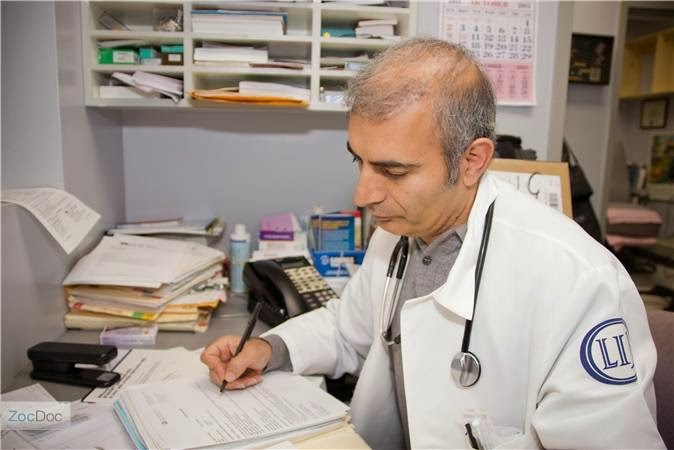 Photo of Throggs Neck Medical Care: Habib Monas, MD in Bronx City, New York, United States - 3 Picture of Point of interest, Establishment, Health, Doctor