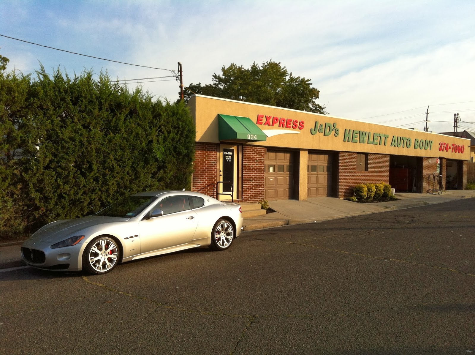 Photo of Hewlett Auto Body in Woodmere City, New York, United States - 1 Picture of Point of interest, Establishment, Car repair