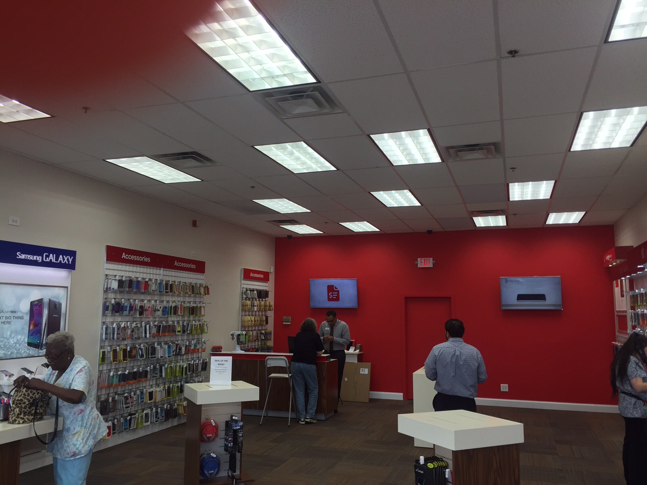 Photo of Verizon Wireless Premium Retailer/Wireless Depot in Union City, New Jersey, United States - 2 Picture of Point of interest, Establishment, Store, Electronics store