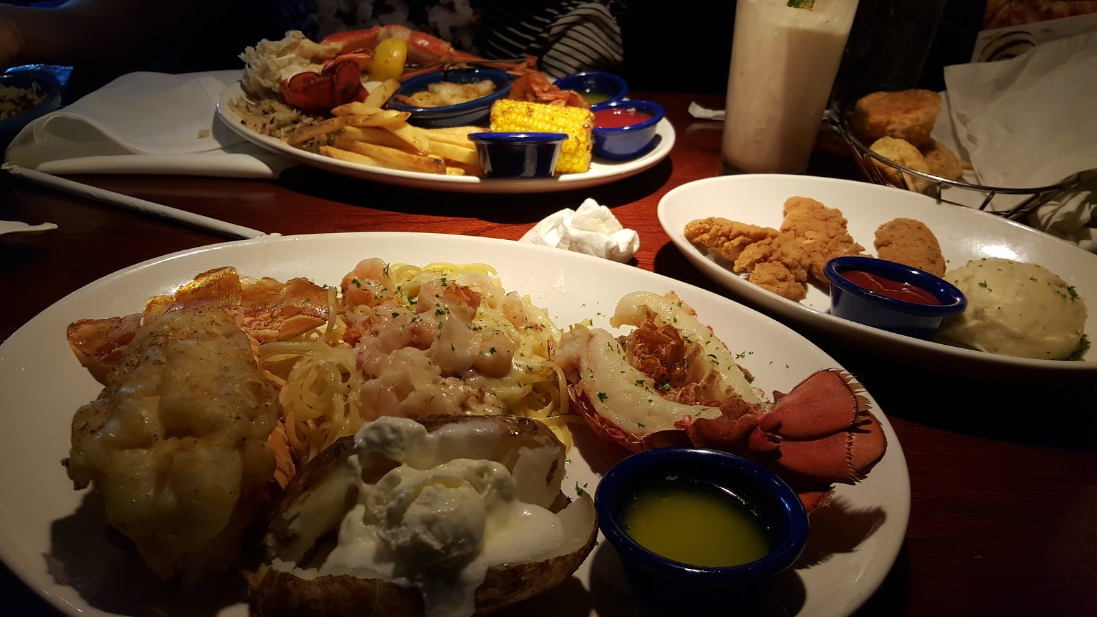 Photo of Red Lobster in Bronx City, New York, United States - 2 Picture of Restaurant, Food, Point of interest, Establishment