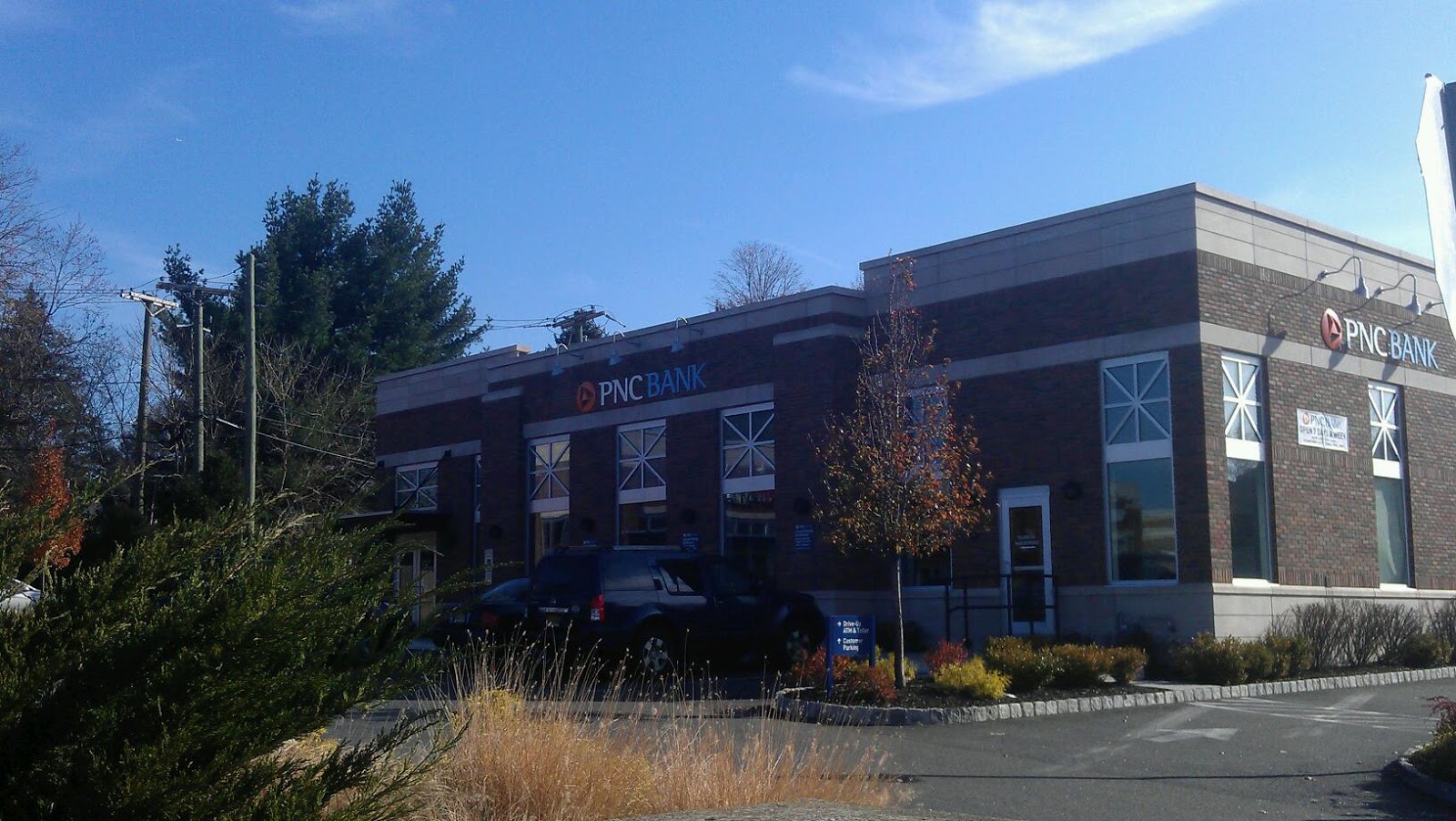Photo of PNC Bank in Glen Ridge City, New Jersey, United States - 1 Picture of Point of interest, Establishment, Finance, Atm, Bank