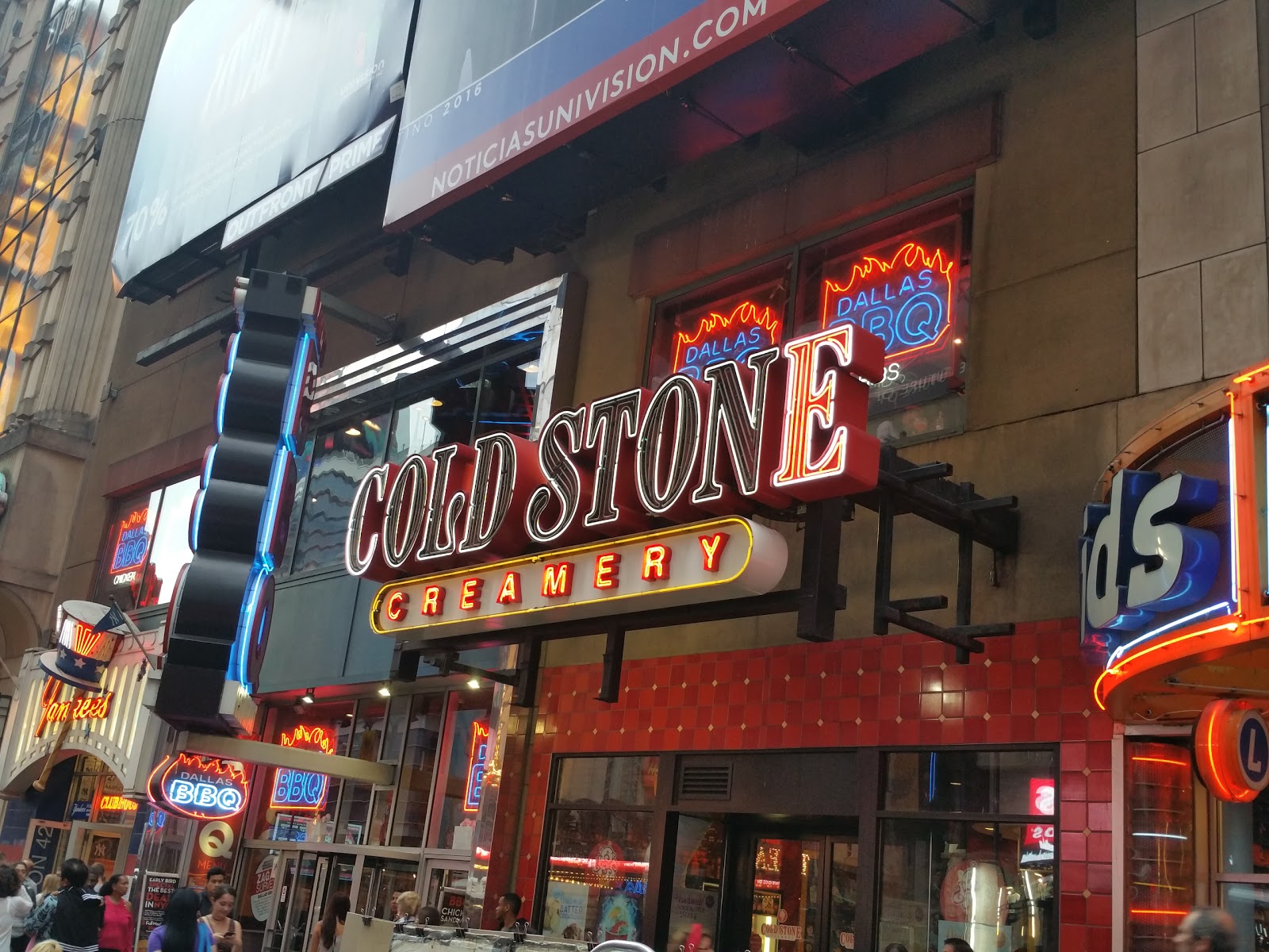 Photo of Cold Stone Creamery in New York City, New York, United States - 1 Picture of Food, Point of interest, Establishment, Store, Bakery