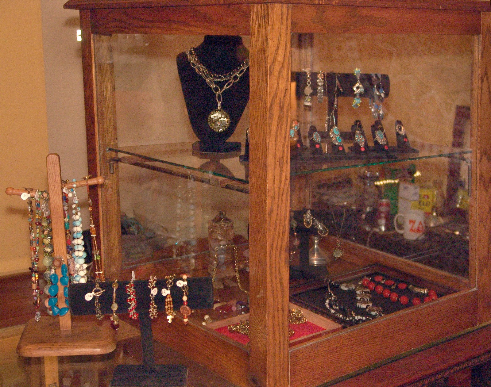 Photo of Sunflower Pipes in Brooklyn City, New York, United States - 7 Picture of Point of interest, Establishment, Store, Jewelry store