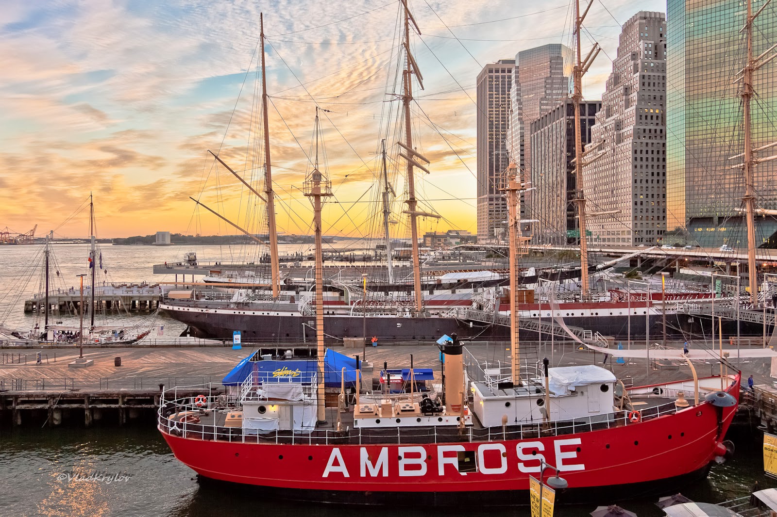 Photo of South Street Seaport Museum in New York City, New York, United States - 2 Picture of Point of interest, Establishment, Transit station, Museum