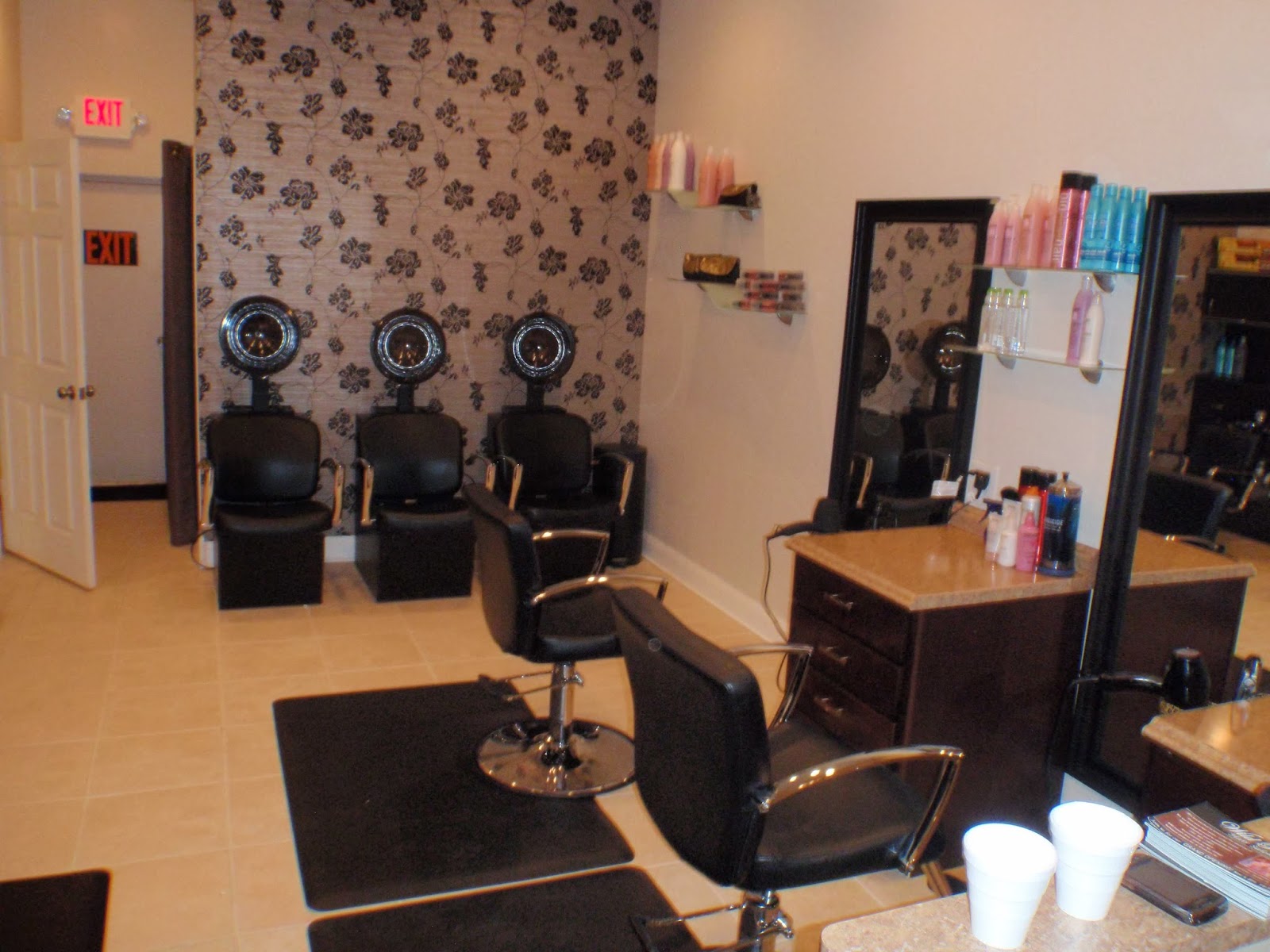 Photo of Wild Roots Hair Salon in Colonia City, New Jersey, United States - 3 Picture of Point of interest, Establishment, Store, Beauty salon, Hair care
