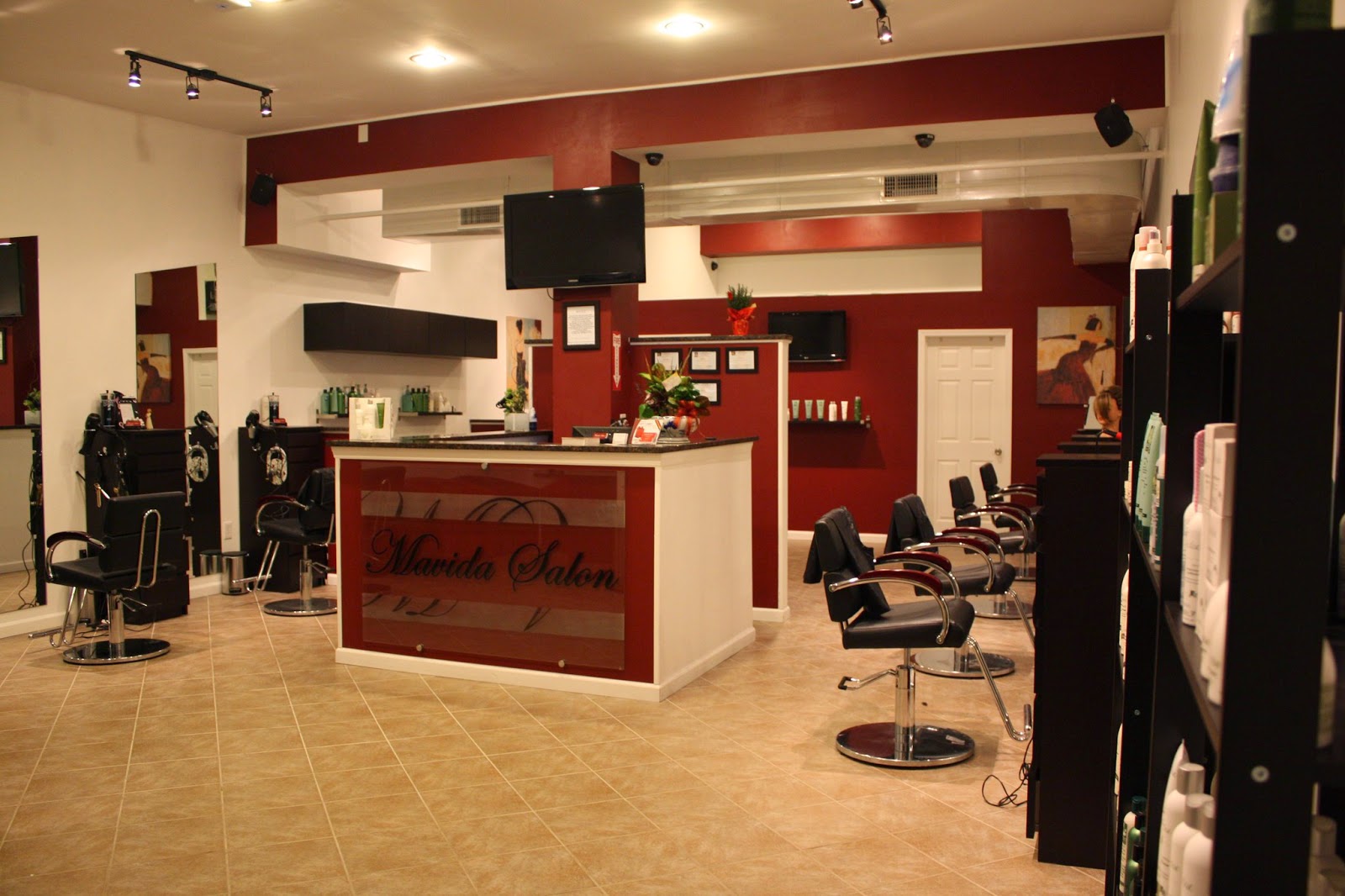 Photo of Mavida Salon in Lodi City, New Jersey, United States - 2 Picture of Point of interest, Establishment, Hair care