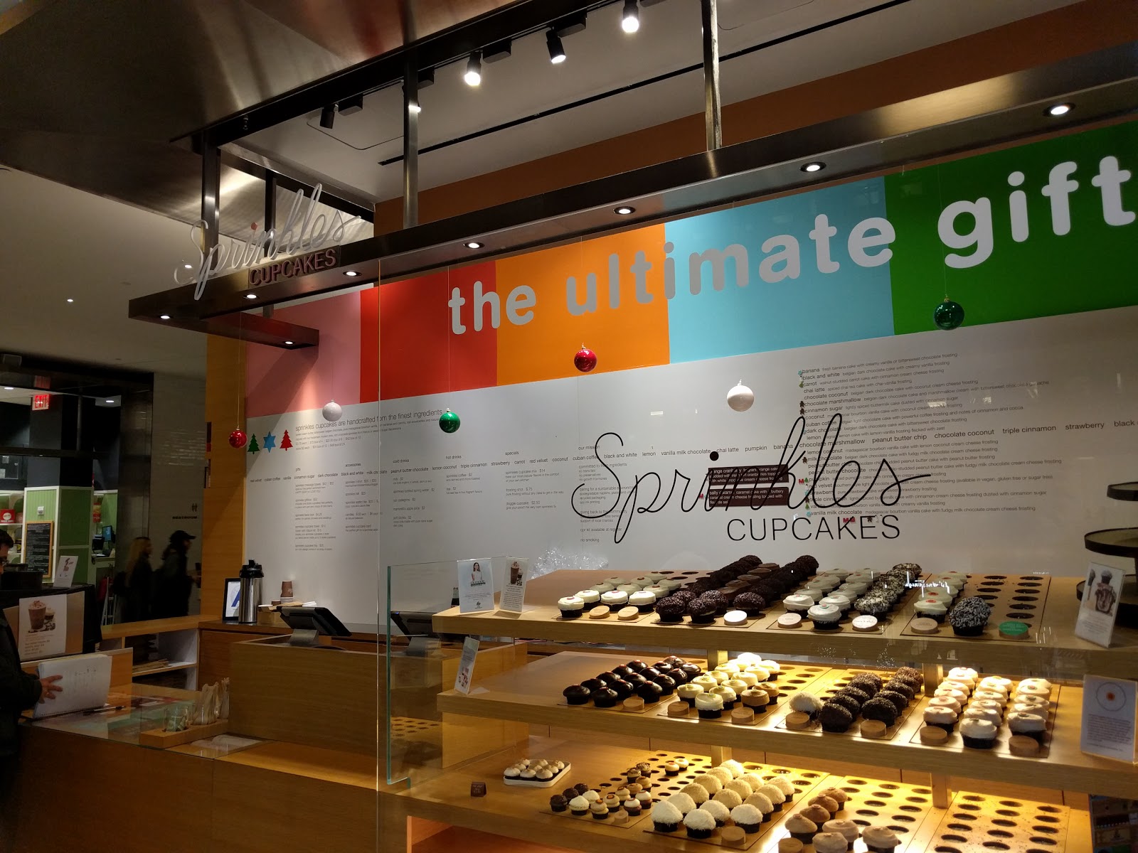 Photo of Sprinkles Cupcakes in New York City, New York, United States - 3 Picture of Food, Point of interest, Establishment, Store, Bakery