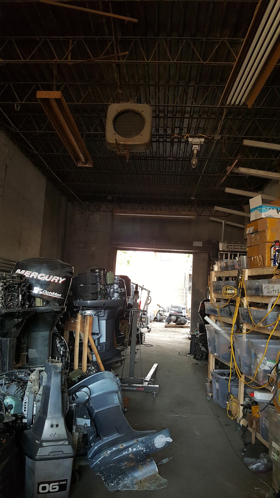Photo of Alan Outboard Inc. in New York City, New York, United States - 2 Picture of Point of interest, Establishment, Store