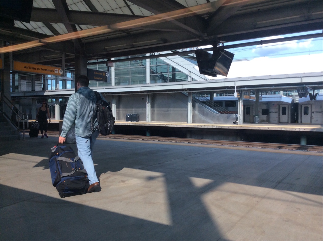 Photo of Amtrak Station - EWR in Newark City, New Jersey, United States - 5 Picture of Point of interest, Establishment, Transit station, Train station