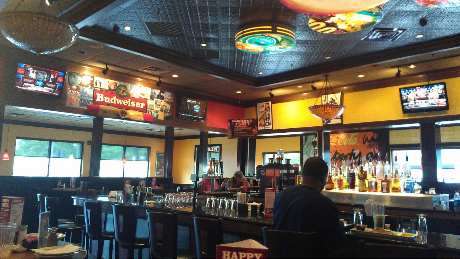 Photo of TGI Fridays in Springfield Township City, New Jersey, United States - 1 Picture of Restaurant, Food, Point of interest, Establishment, Meal takeaway, Bar