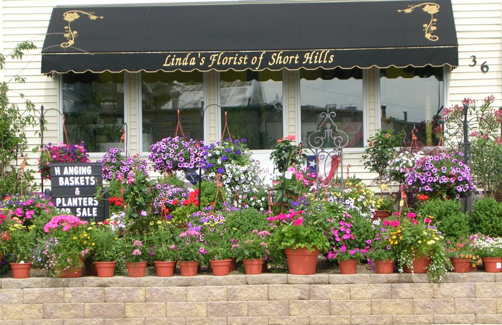 Photo of Linda's Florist in Short Hills City, New Jersey, United States - 1 Picture of Point of interest, Establishment, Store, Florist
