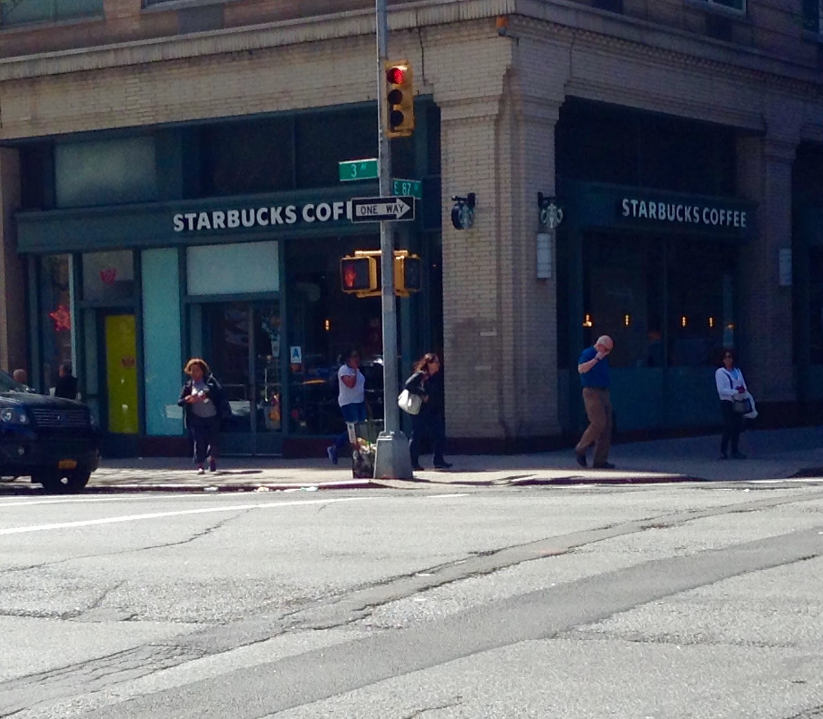 Photo of Starbucks in New York City, New York, United States - 2 Picture of Food, Point of interest, Establishment, Store, Cafe