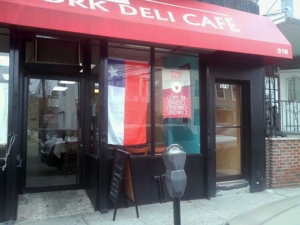 Photo of New York Deli Café y Restaurant in Union City, New Jersey, United States - 5 Picture of Restaurant, Food, Point of interest, Establishment, Cafe