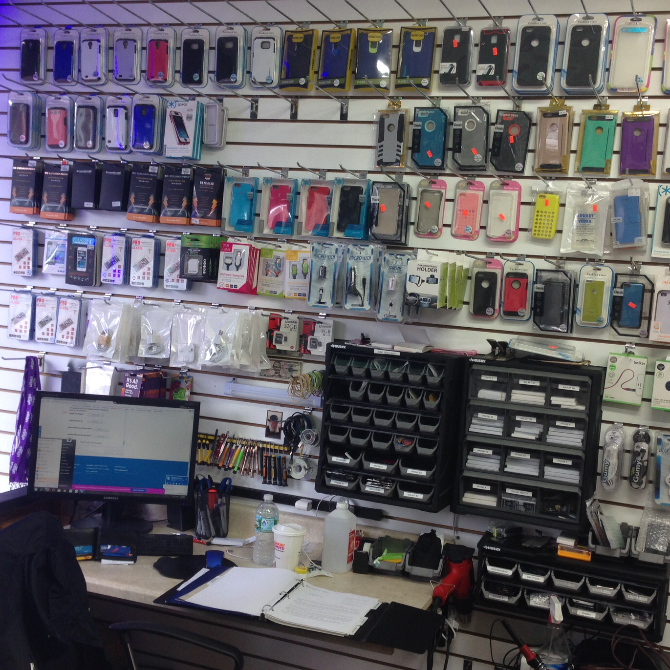 Photo of Ultimate Electronics Inc. in Rego Park City, New York, United States - 3 Picture of Point of interest, Establishment, Store