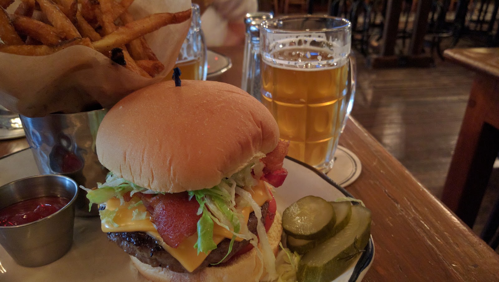 Photo of Flatiron Hall in New York City, New York, United States - 3 Picture of Restaurant, Food, Point of interest, Establishment, Bar