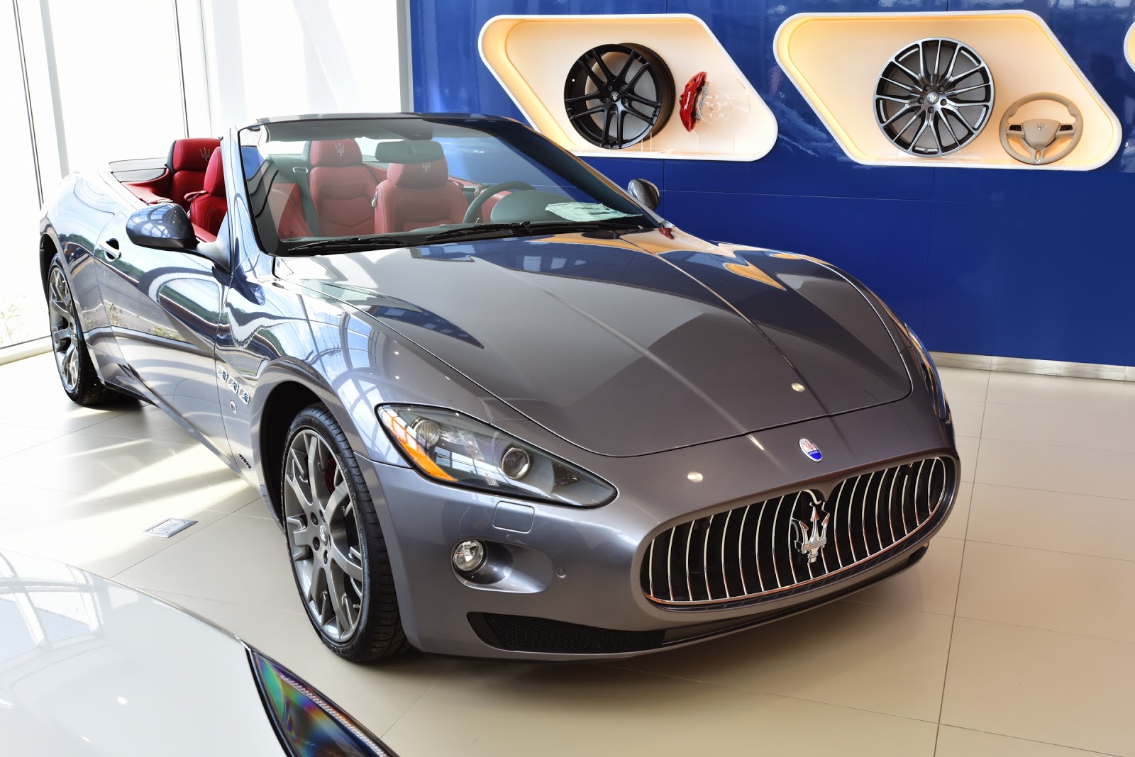 Photo of Gold Coast Maserati in Great Neck City, New York, United States - 5 Picture of Point of interest, Establishment, Car dealer, Store