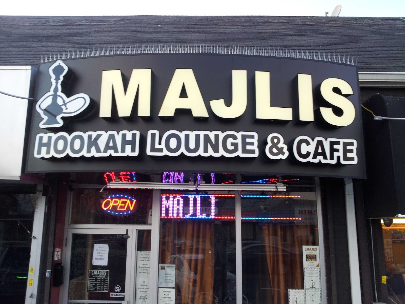 Photo of Majlis Hookah Lounge & Cafe in Bellerose City, New York, United States - 2 Picture of Restaurant, Food, Point of interest, Establishment, Cafe