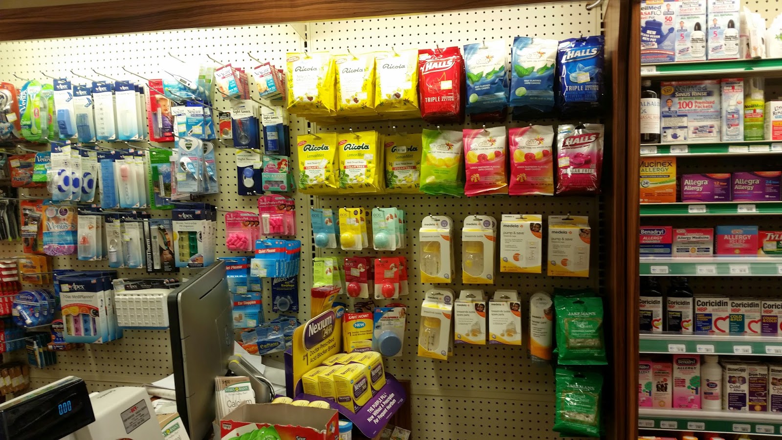 Photo of Spruce Pharmacy in Cedarhurst City, New York, United States - 9 Picture of Point of interest, Establishment, Store, Health, Pharmacy