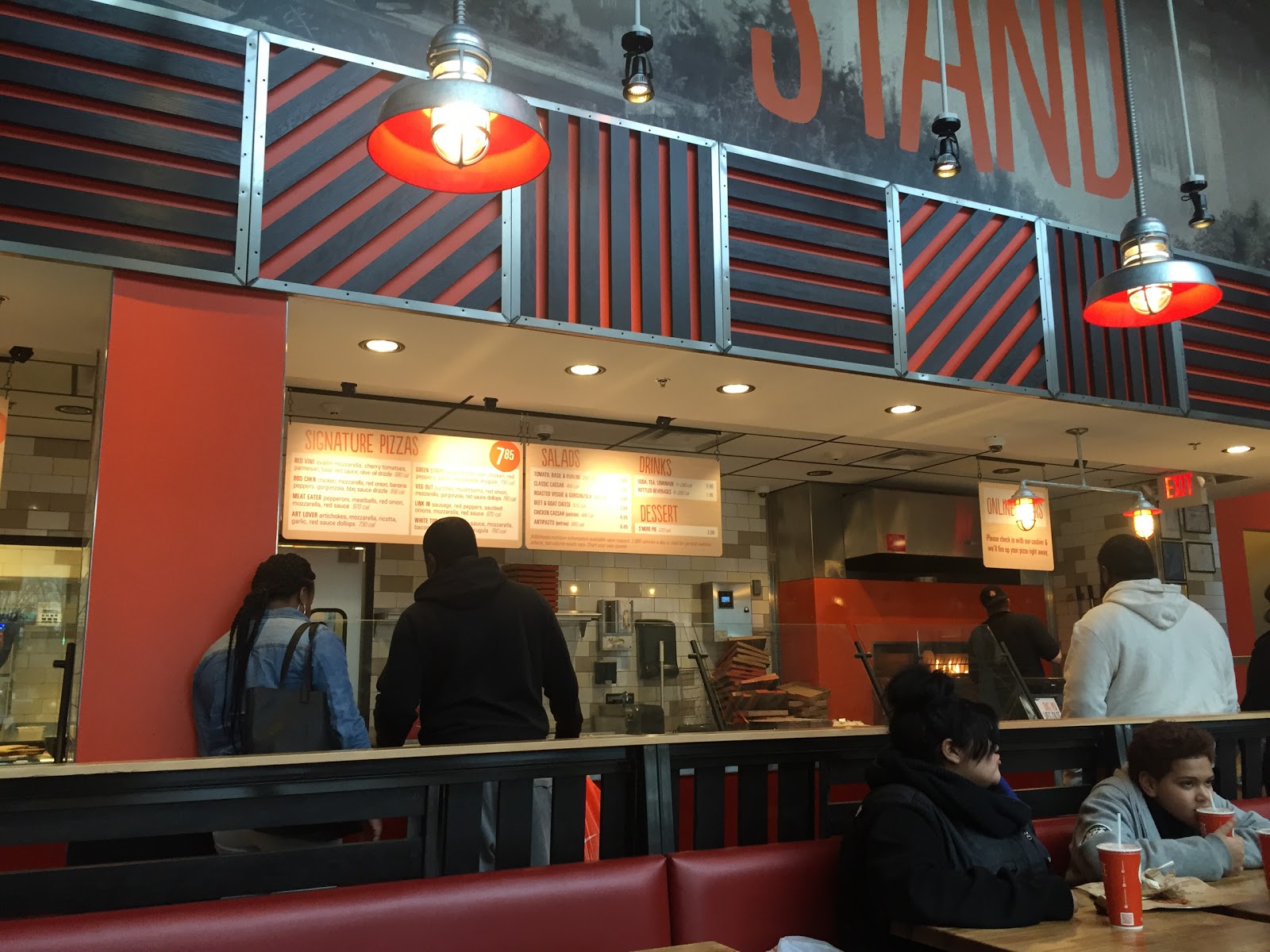 Photo of Blaze Pizza in Newark City, New Jersey, United States - 3 Picture of Restaurant, Food, Point of interest, Establishment