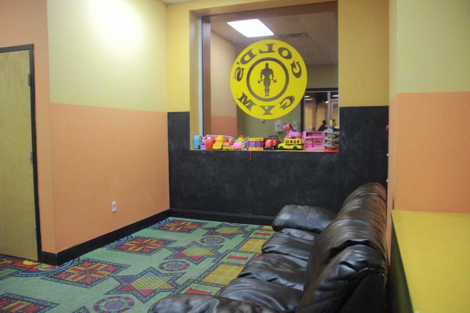 Photo of Gold's Gym of Jersey City in Jersey City, New Jersey, United States - 5 Picture of Point of interest, Establishment, Health, Gym