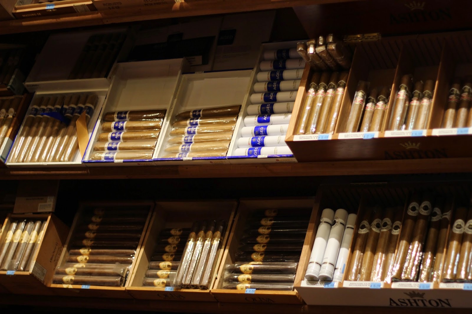 Photo of Matador Cigars in Roslyn Heights City, New York, United States - 9 Picture of Point of interest, Establishment, Store