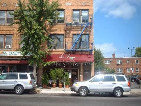 Photo of La Vigna in Forest Hills City, New York, United States - 2 Picture of Restaurant, Food, Point of interest, Establishment, Bar