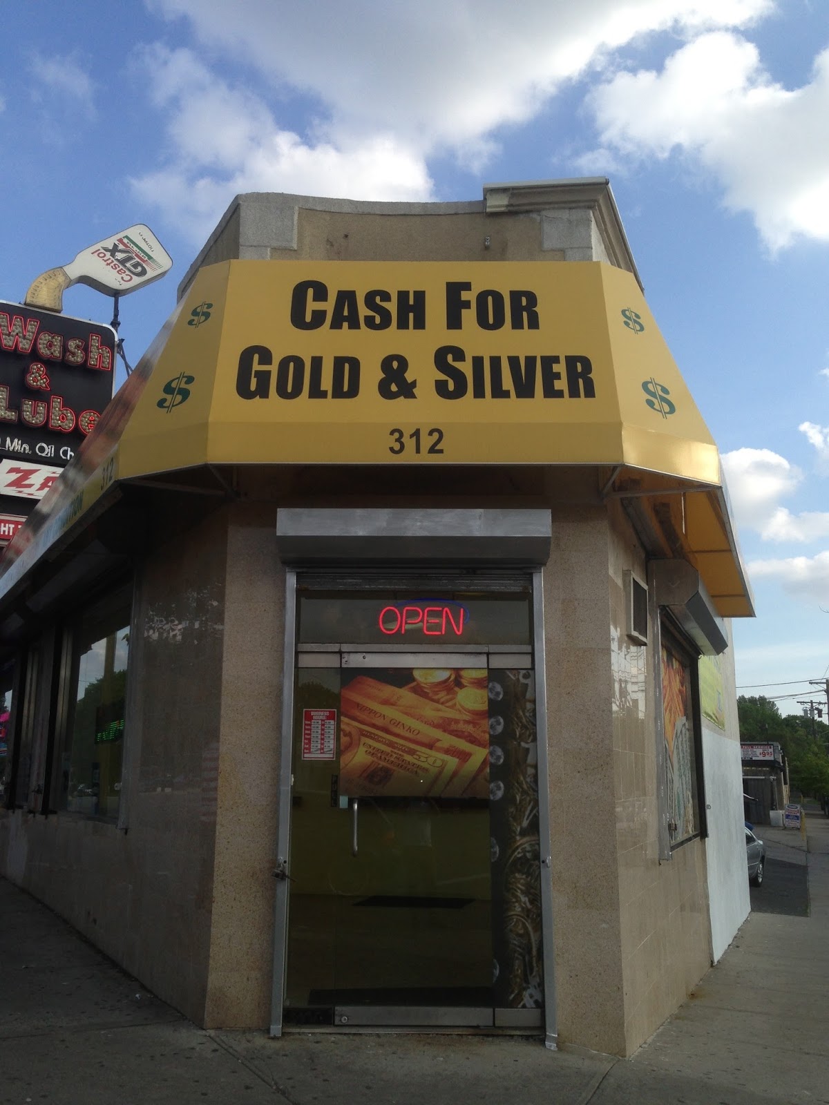 Photo of Bloomfield Gold & Silver in Newark City, New Jersey, United States - 1 Picture of Point of interest, Establishment, Finance, Store