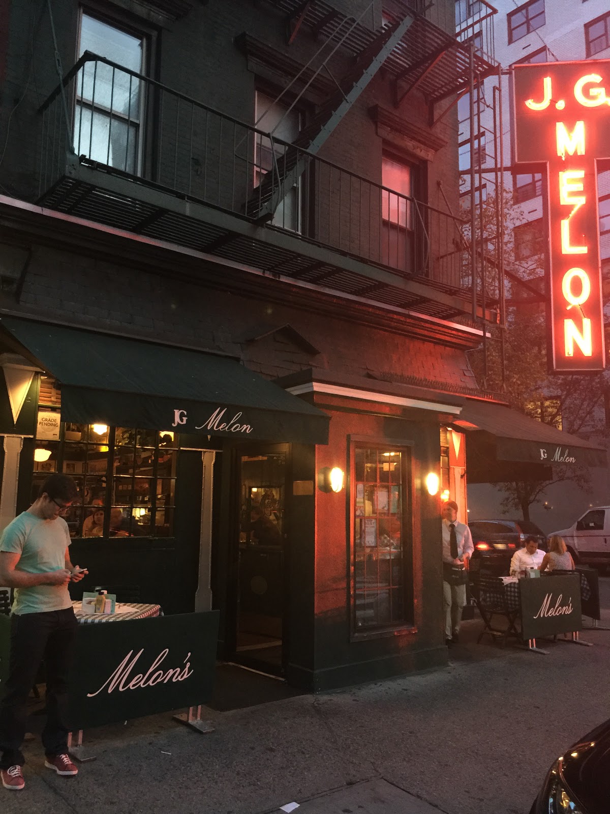 Photo of J.G. Melon in New York City, New York, United States - 5 Picture of Restaurant, Food, Point of interest, Establishment, Bar