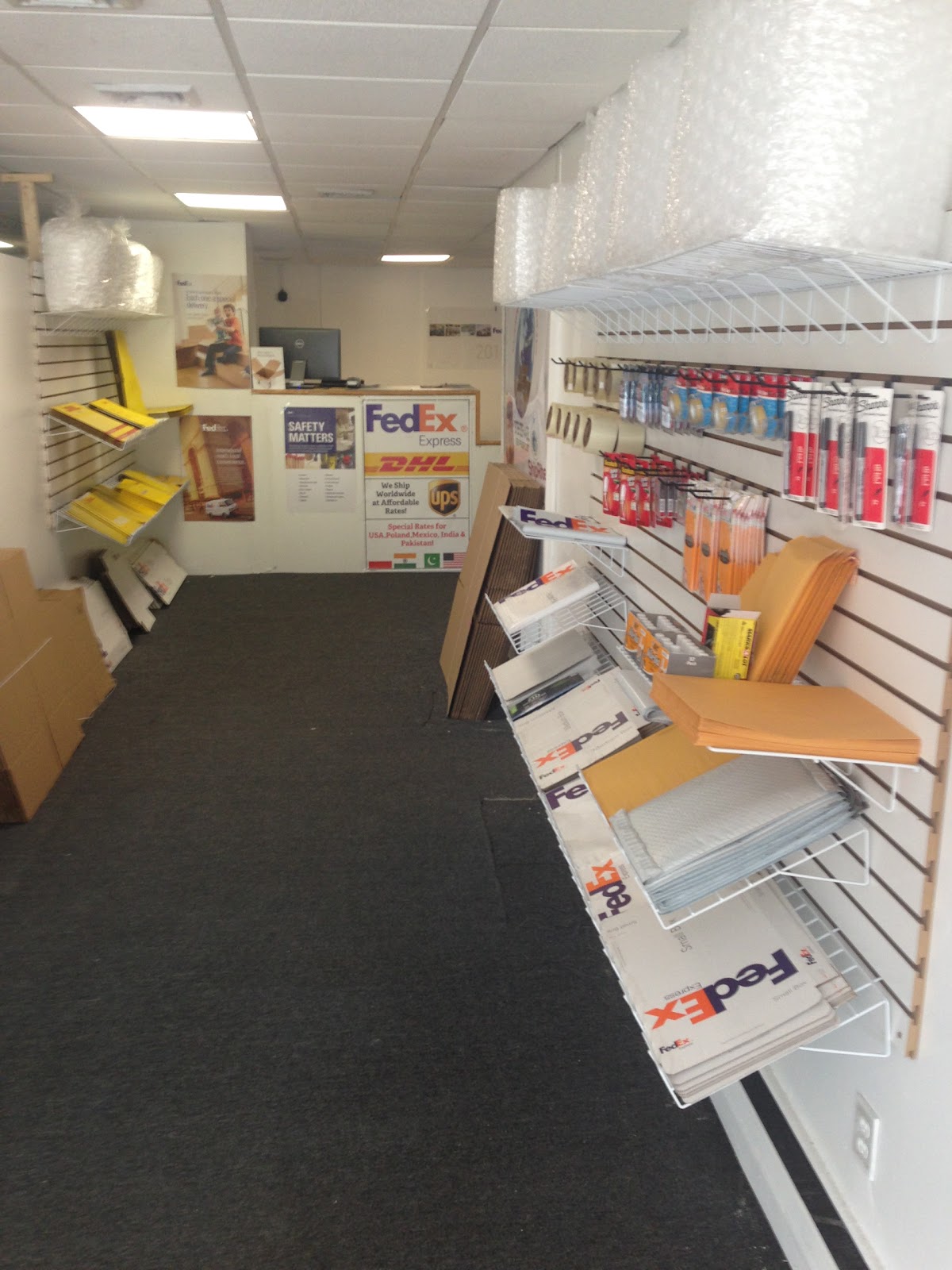 Photo of DHL in Garfield City, New Jersey, United States - 5 Picture of Point of interest, Establishment, Store