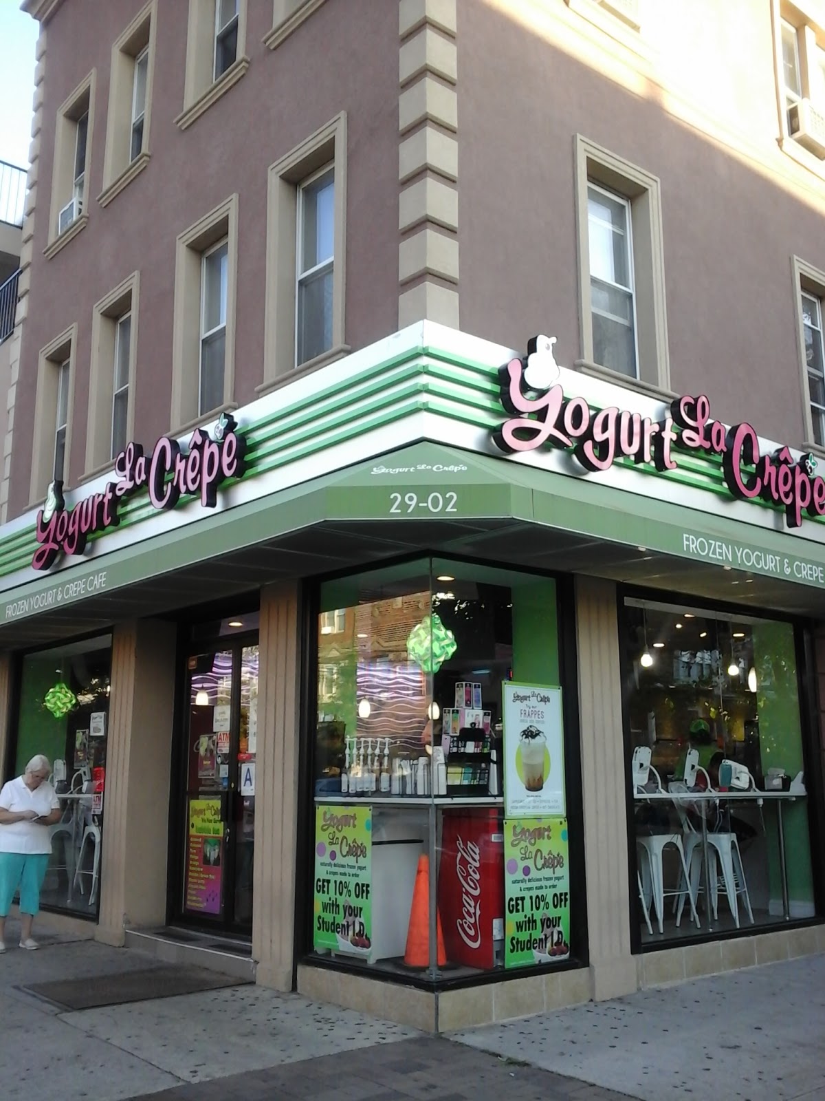 Photo of Yogurt La Crêpe in Queens City, New York, United States - 1 Picture of Restaurant, Food, Point of interest, Establishment