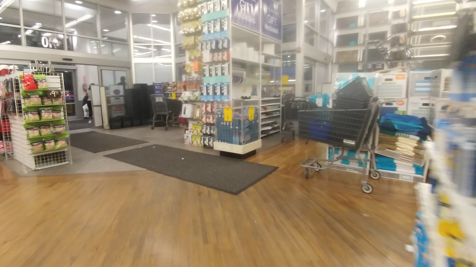 Photo of Bed Bath & Beyond in New York City, New York, United States - 3 Picture of Point of interest, Establishment, Store, Home goods store