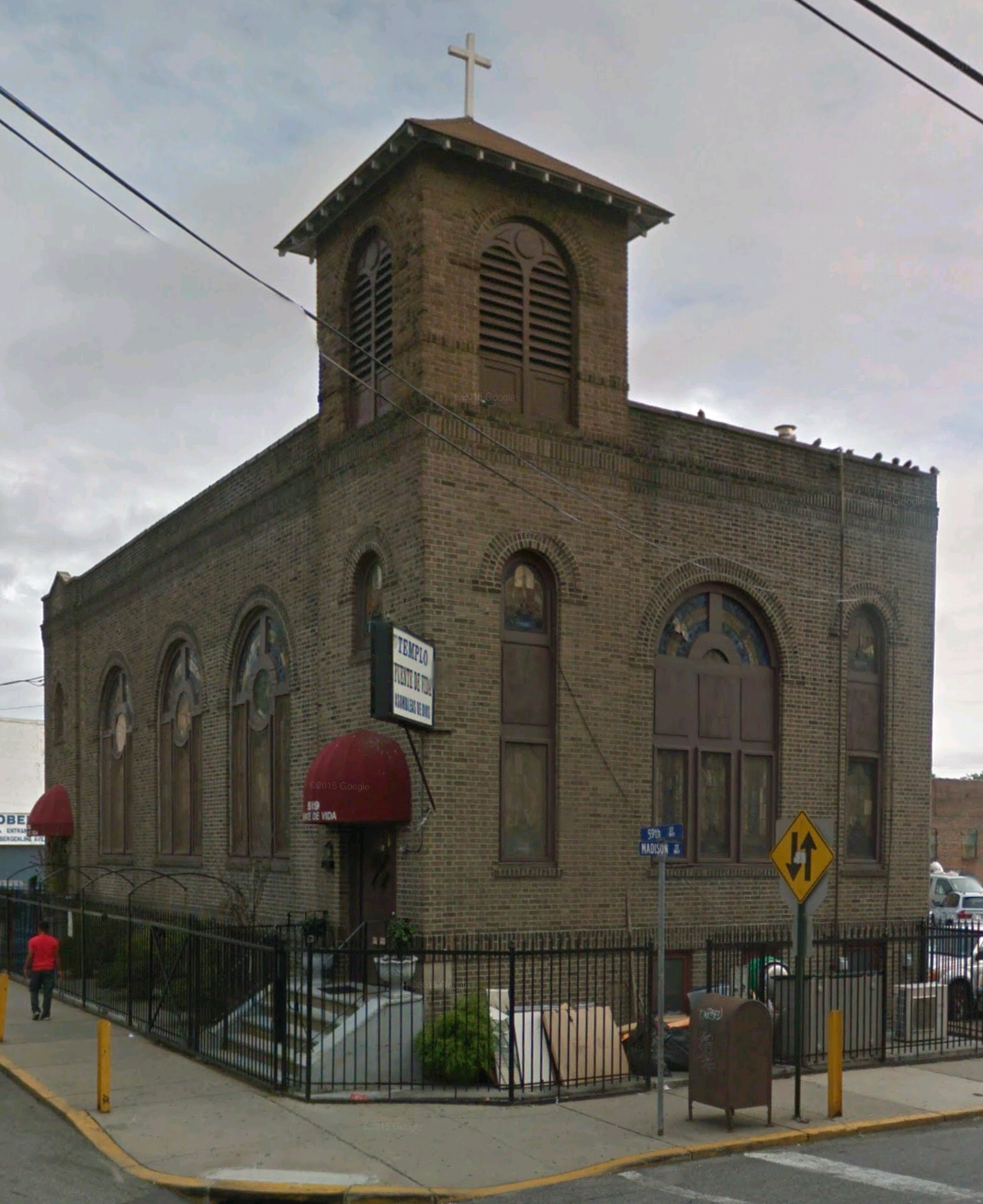 Photo of Templo Fuente De Vida in West New York City, New Jersey, United States - 1 Picture of Point of interest, Establishment, Church, Place of worship