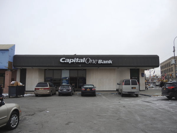 Photo of Capital One Bank in Far Rockaway City, New York, United States - 2 Picture of Point of interest, Establishment, Finance, Atm, Bank