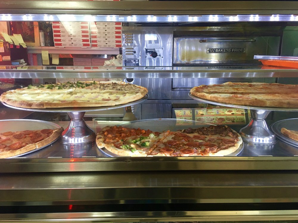 Photo of Delicias Pizza & Chicken in Queens City, New York, United States - 2 Picture of Restaurant, Food, Point of interest, Establishment, Meal takeaway, Meal delivery