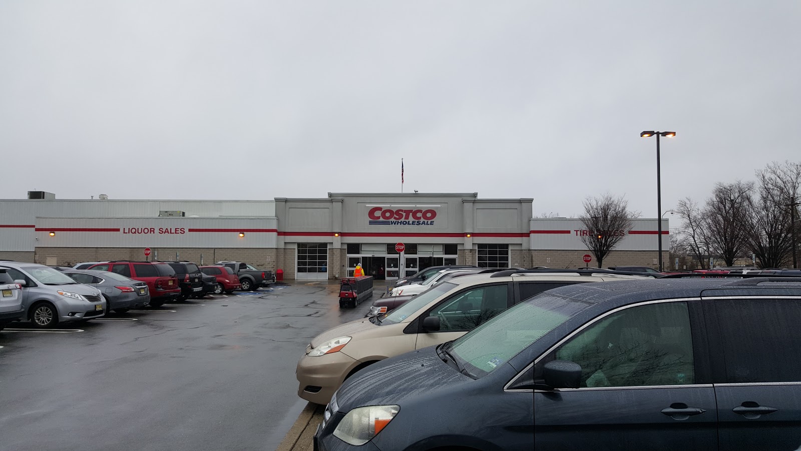 Photo of Costco Wholesale in Clifton City, New Jersey, United States - 2 Picture of Point of interest, Establishment, Store