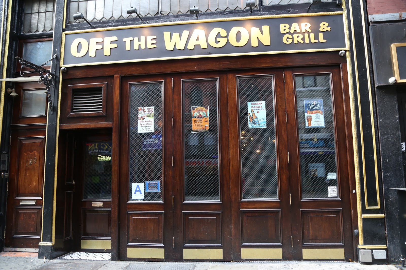 Photo of Off the Wagon in New York City, New York, United States - 4 Picture of Restaurant, Food, Point of interest, Establishment, Bar