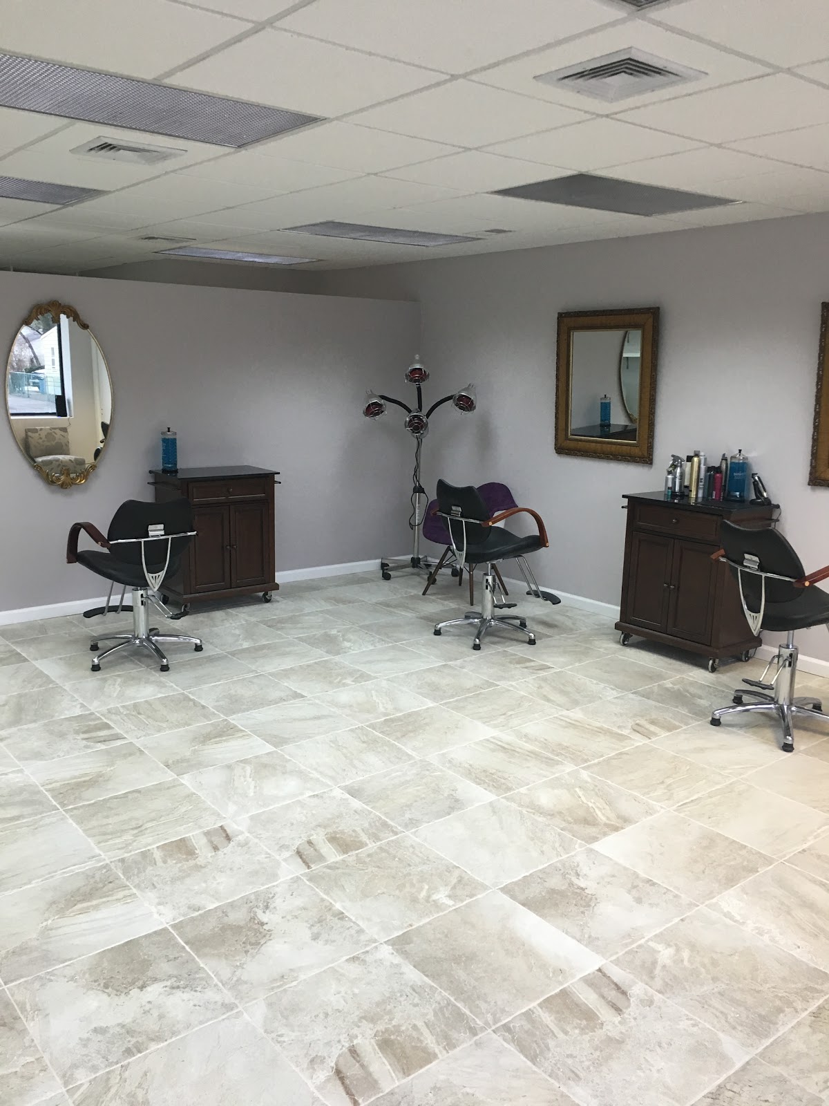 Photo of Salon Lily in Hawthorne City, New Jersey, United States - 5 Picture of Point of interest, Establishment, Hair care