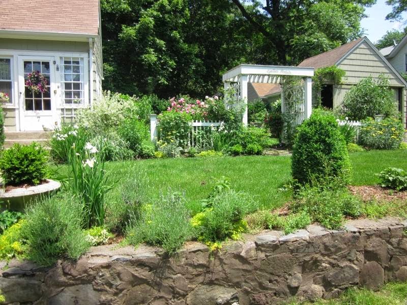 Photo of GARDEN ANGELS in Glen Rock City, New Jersey, United States - 1 Picture of Point of interest, Establishment, Store, General contractor, Park