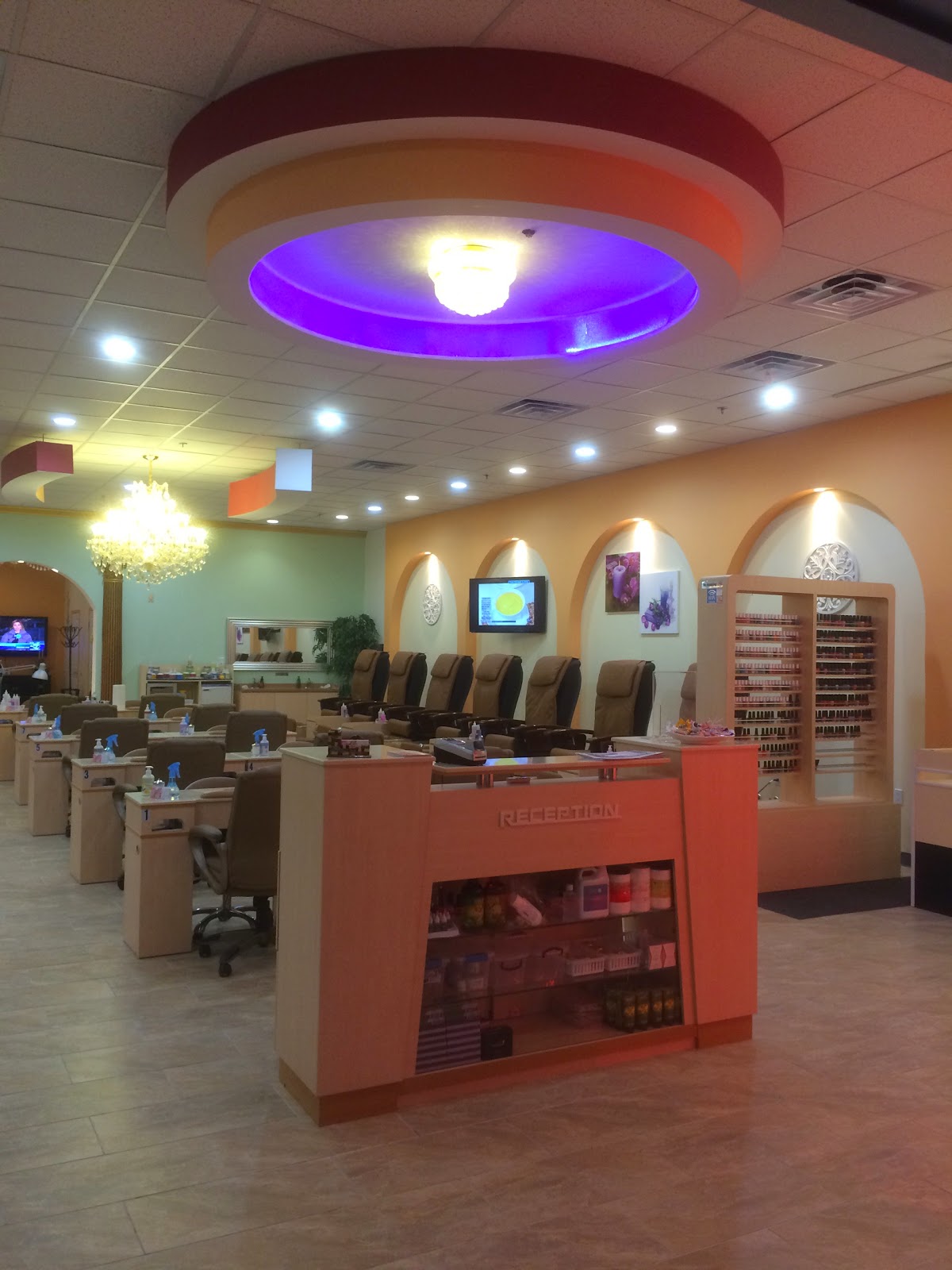 Photo of Natural Nails & Spa in Linden City, New Jersey, United States - 6 Picture of Point of interest, Establishment, Beauty salon, Hair care