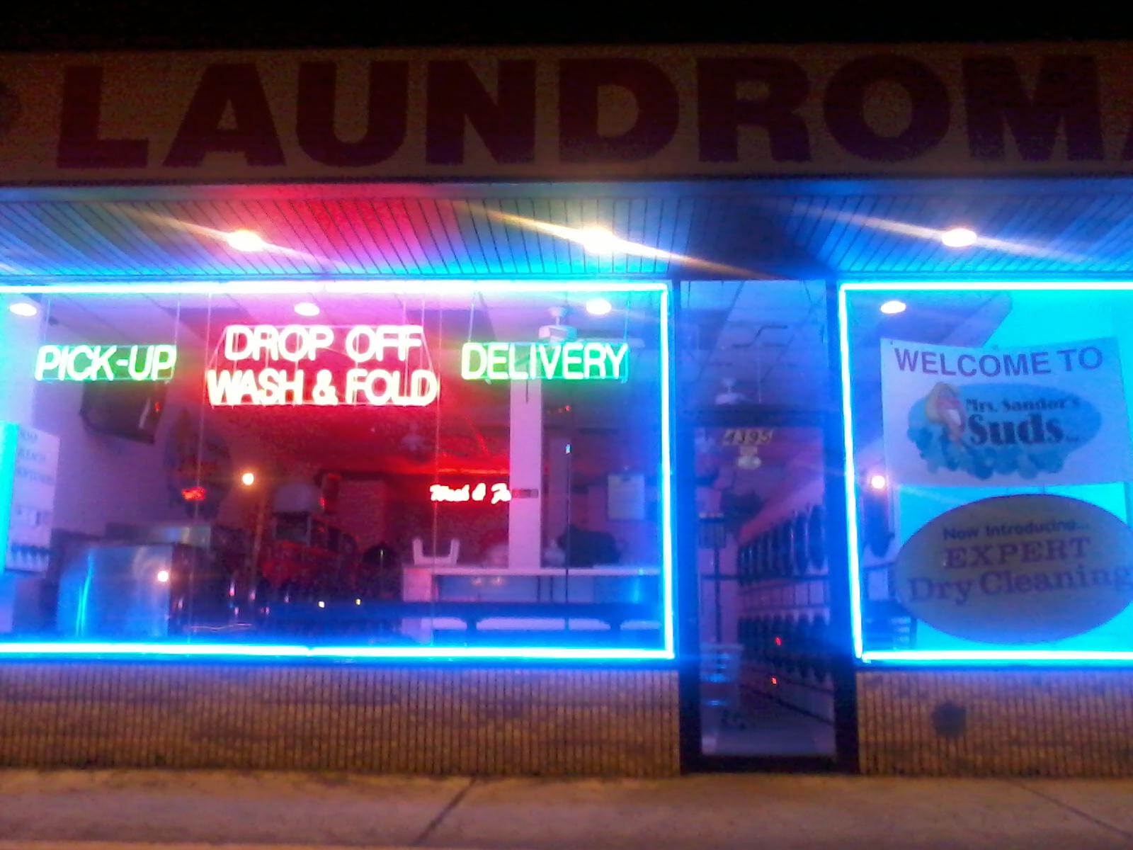 Photo of Mrs. Sandors Suds Laundromat in Island Park City, New York, United States - 4 Picture of Point of interest, Establishment, Laundry