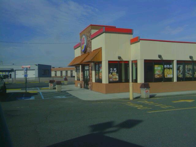 Photo of Burger King in South Hackensack City, New Jersey, United States - 1 Picture of Restaurant, Food, Point of interest, Establishment