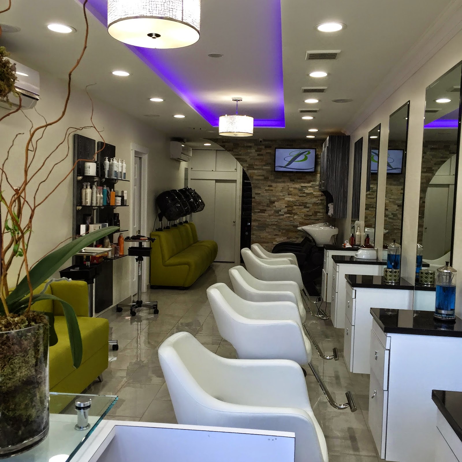 Photo of Bella Lounge Salon in New York City, New York, United States - 1 Picture of Point of interest, Establishment, Beauty salon, Hair care